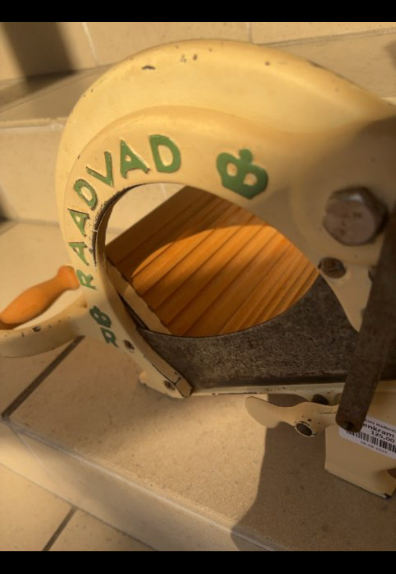 Raadvad brødskærer